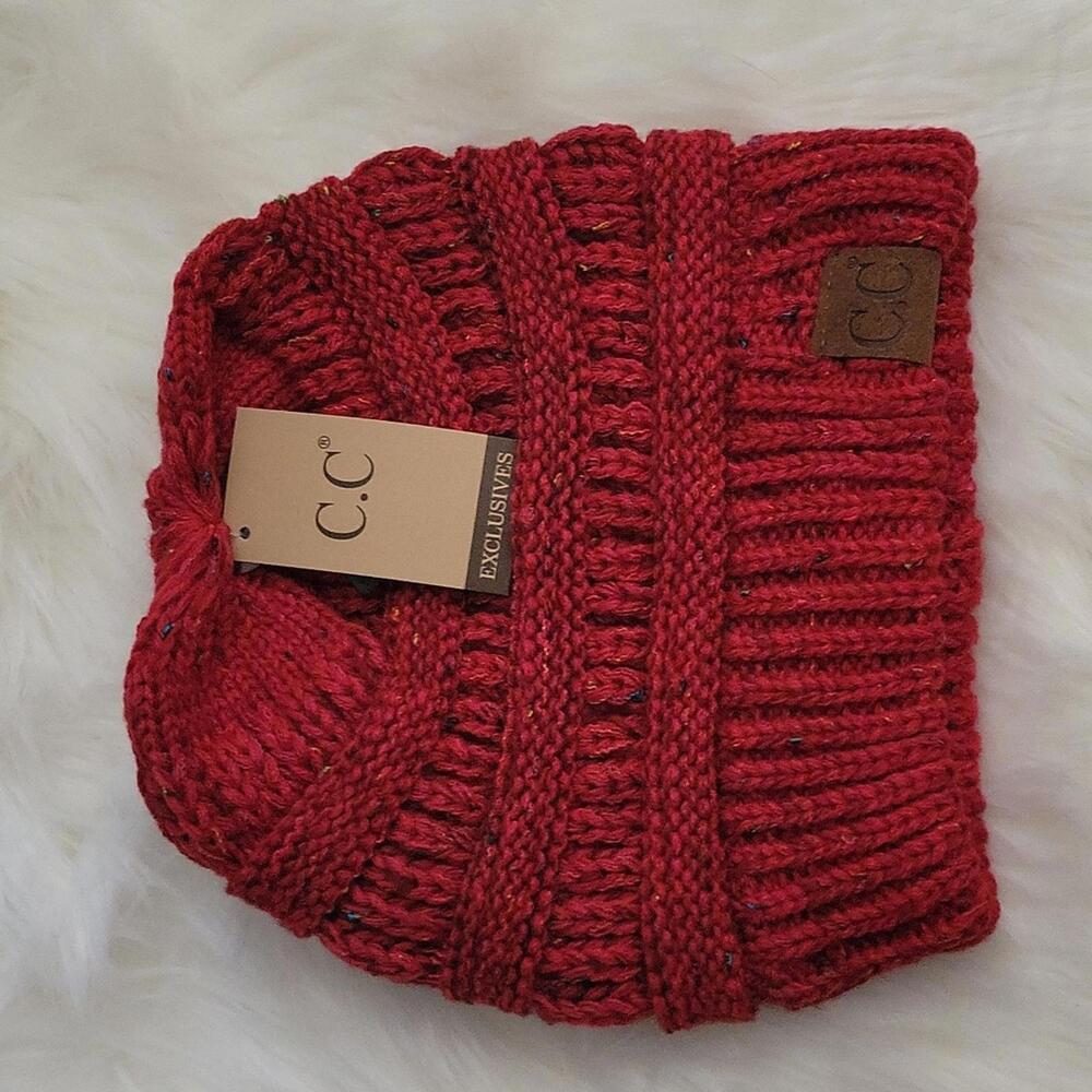 NWT C.C Beanie - Red Multi